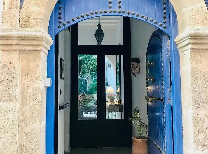 Riad Dar Awil